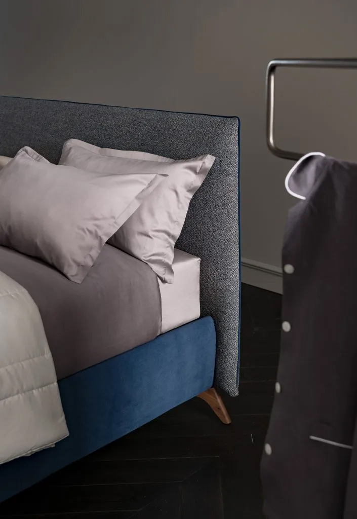 Customizable structure